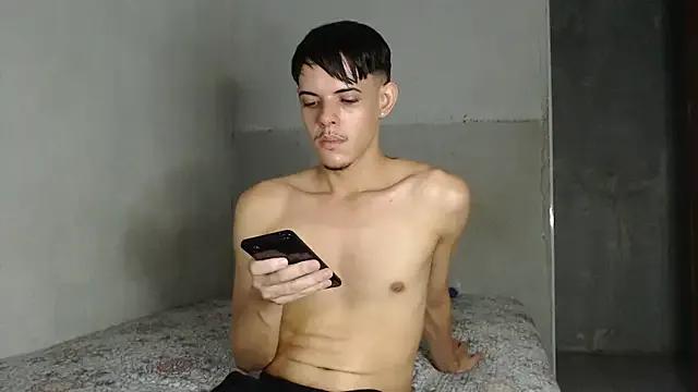 Freechat MicaelRian69 on StripChat