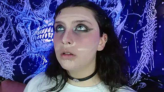 mikaskullcs on StripChat