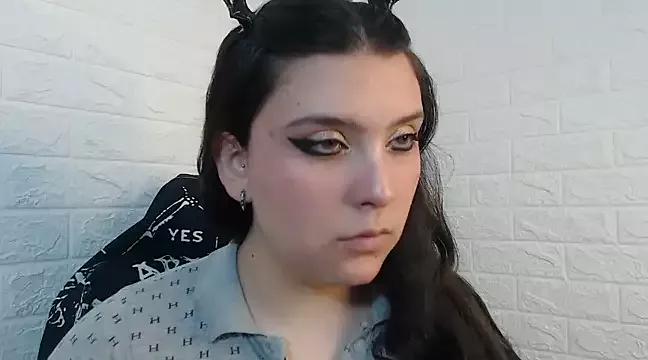 mikaskullcs on StripChat