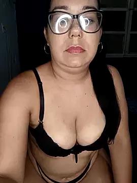 MilfTentasion on StripChat