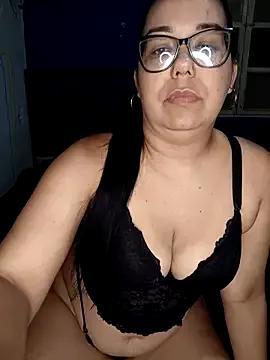 MilfTentasion on StripChat