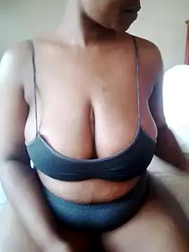 Missnightxx on StripChat