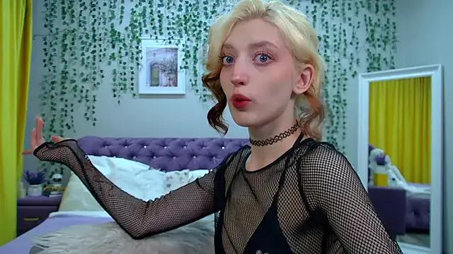 MistyMarlo on StripChat