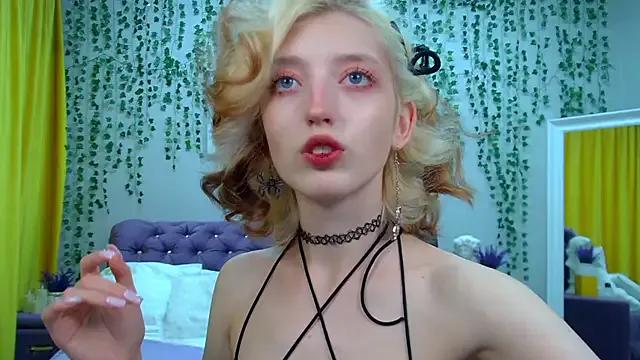 MistyMarlo on StripChat