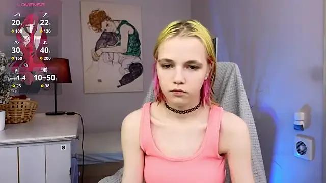 MitaSide — 18 hard spanks