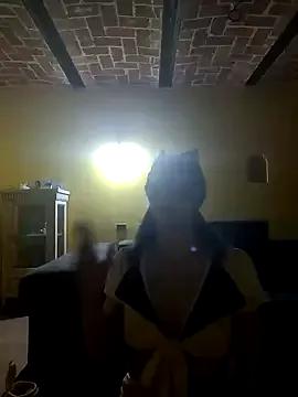 Freechat monella83 on StripChat