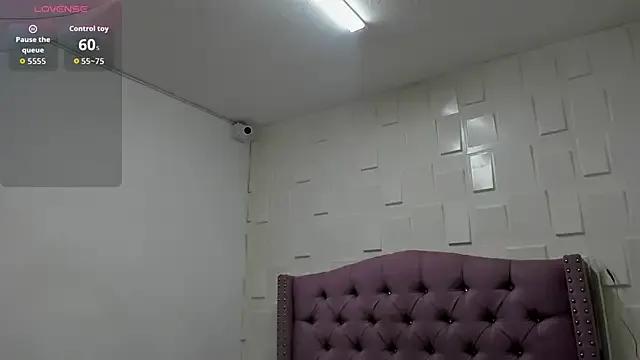 MonicaSchwartz on StripChat