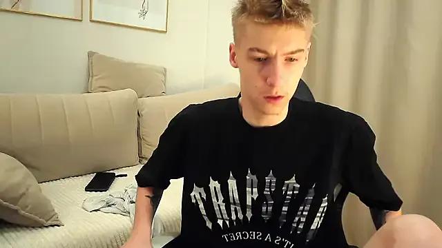 MrSexyCum4U on StripChat