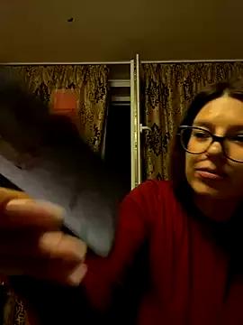 Freechat NadiraNoor on StripChat