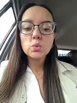 Freechat NarcissaHot on StripChat