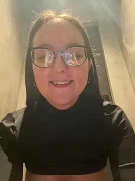 Freechat NarcissaHot on StripChat