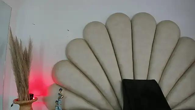 Natasha__Blue on StripChat