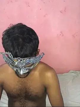 Naughty_soulz on StripChat