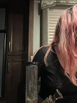 needlefaceUwU — hoodie off