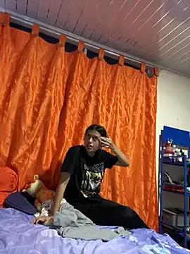 Nezuko-uWux on StripChat