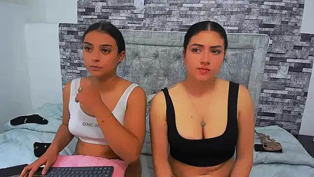 nicolexxaleja on StripChat