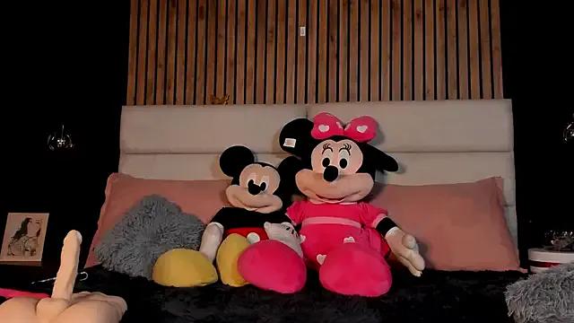 Freechat NiicolleMiller on StripChat