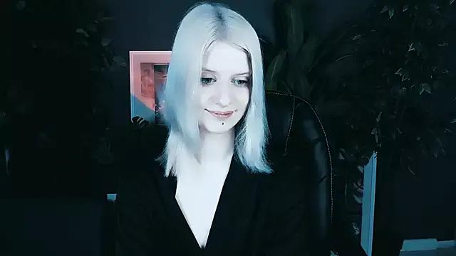 Noah_ElmerX on StripChat