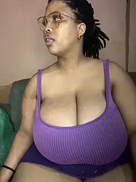 NonoGotBoobies on StripChat