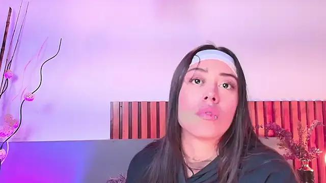 NoraDasilva on StripChat