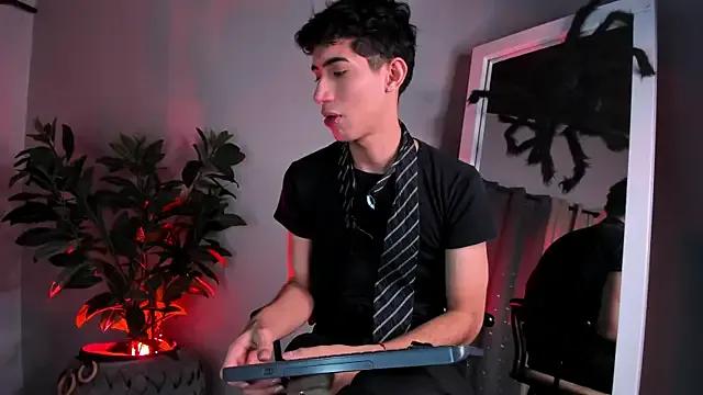 Freechat NovaaWheler on StripChat