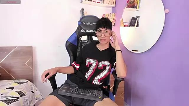 Freechat NovaaWheler on StripChat