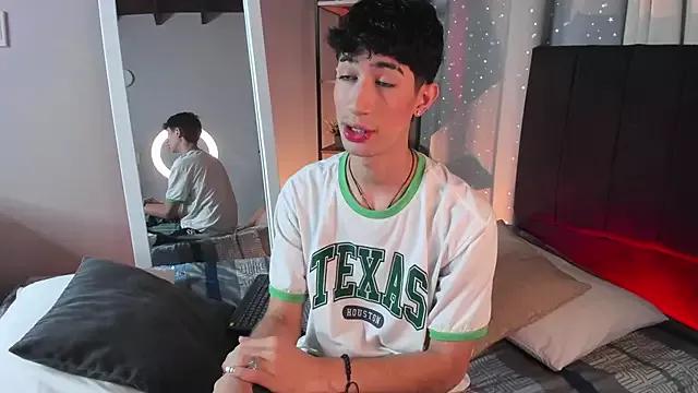 Freechat NovaaWheler on StripChat