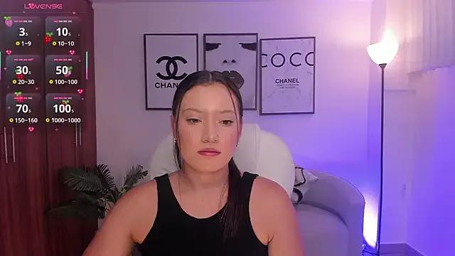 nylaa_rose on StripChat