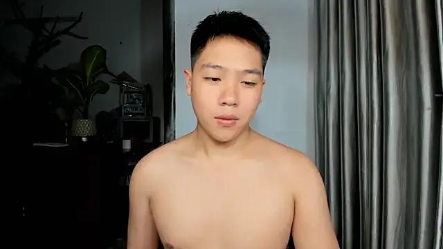 Oliver_Nl on StripChat