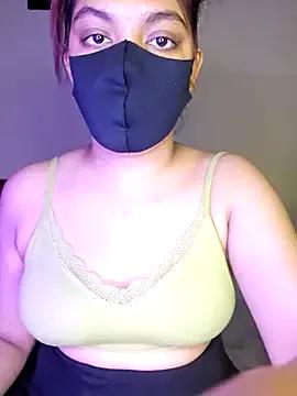 Olivia3 on StripChat