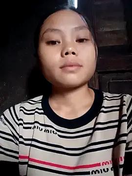 omiu-baby on StripChat