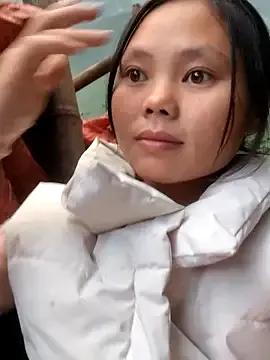 omiu-baby on StripChat