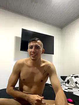 pareja_curiosa19 on StripChat