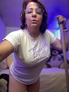 PaulinaSanders_X on StripChat