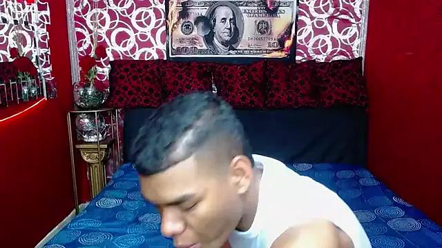 PEINBOYS on StripChat