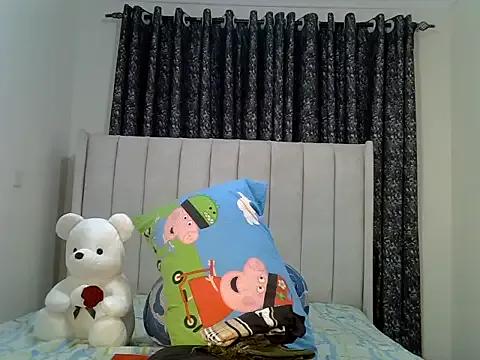 Freechat pretty_hearty on StripChat