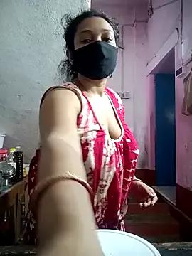 Priyajaanbaby on StripChat