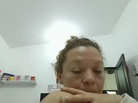 PUSHYLATE on StripChat