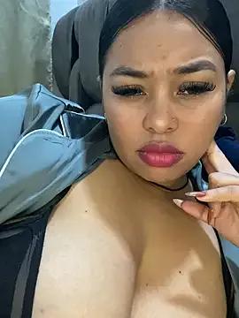 PUSHYLATE on StripChat