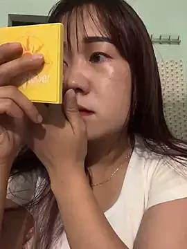 qinejr37 on StripChat