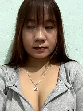 qinejr37 on StripChat