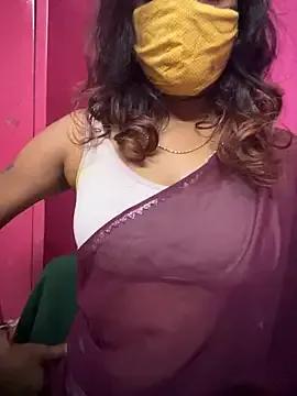 Queen-dhivya — Freechat on StripChat