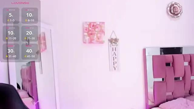 Freechat Rachell_coollins on StripChat