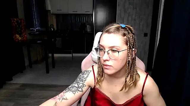 Reginasmilee on StripChat