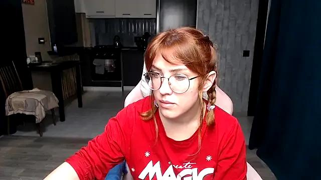 Reginasmilee on StripChat