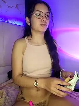 Freechat Rosita_forever_ on StripChat