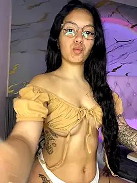 Freechat Rosita_forever_ on StripChat