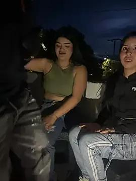 Freechat royalgirls_x on StripChat