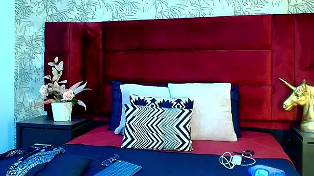 salem_rose on StripChat