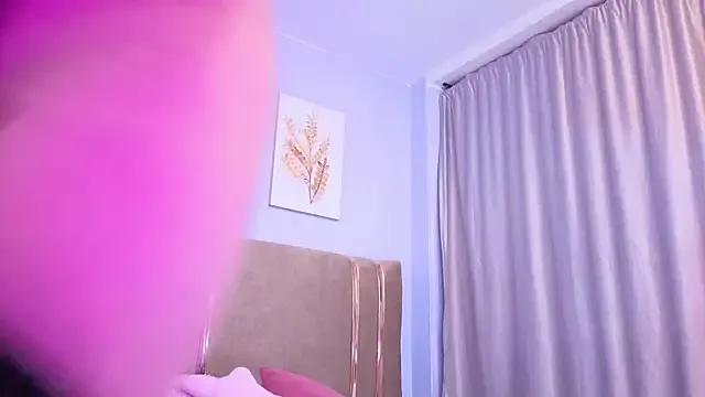 SALOME_F0X_ on StripChat